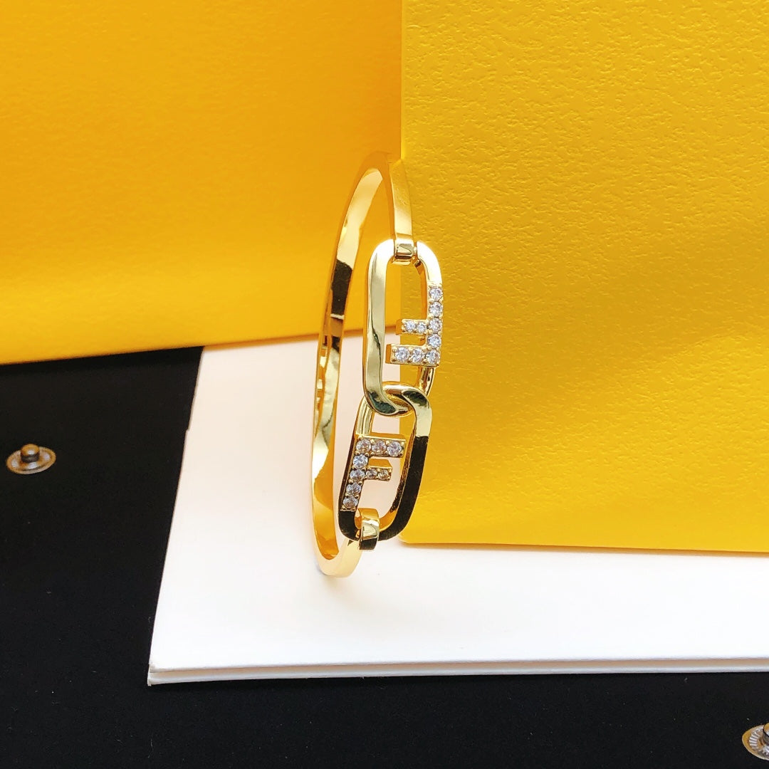 18K Fendi Vintage Bracelet