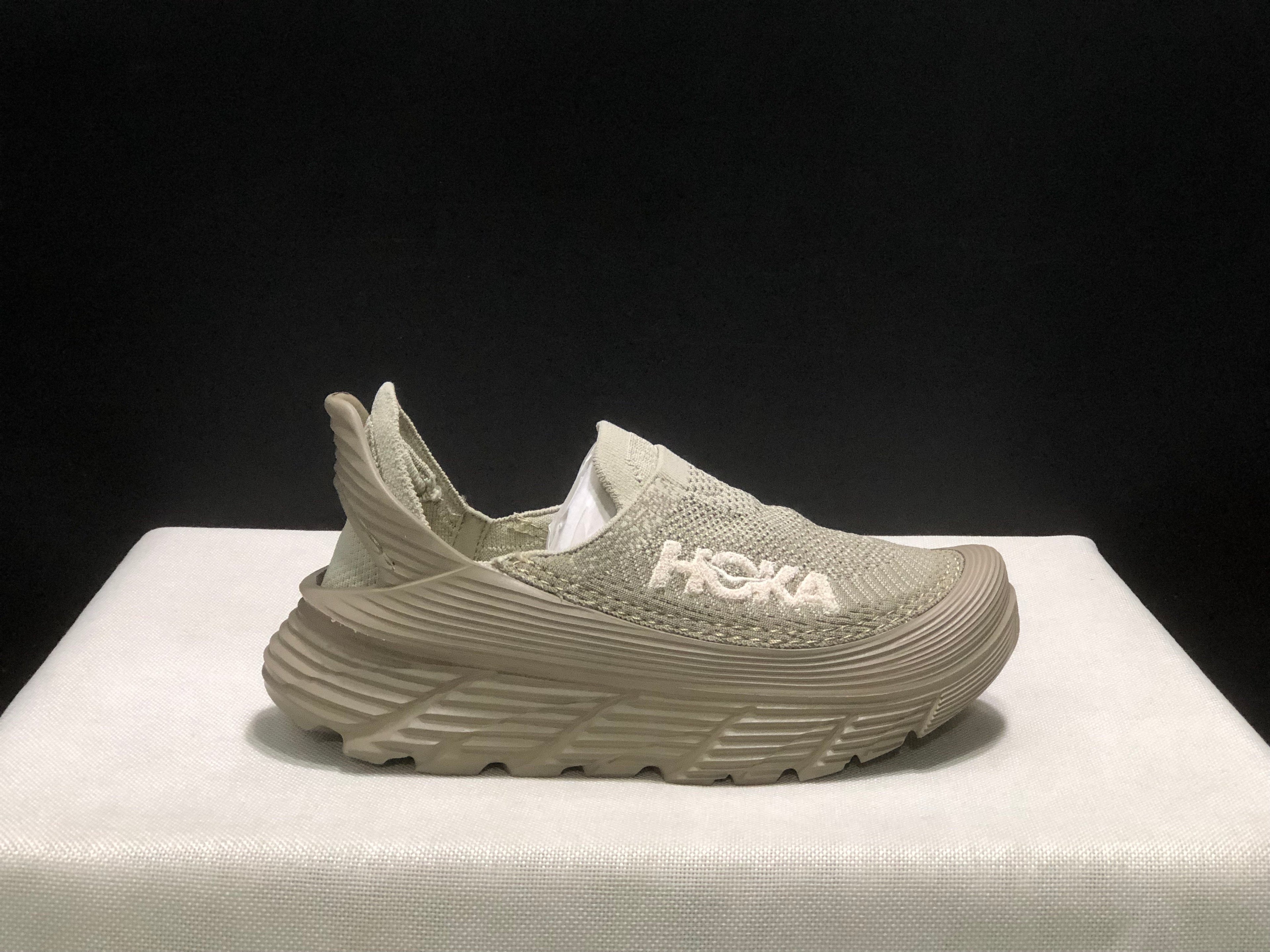 HOKA ONE ONE Restore TC